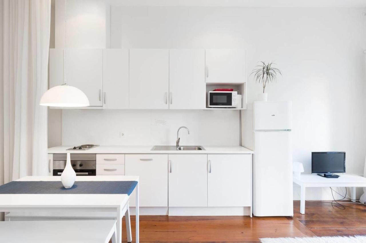 Guestready - Ayres Studio W Balcony Garden OOporto Extérieur photo