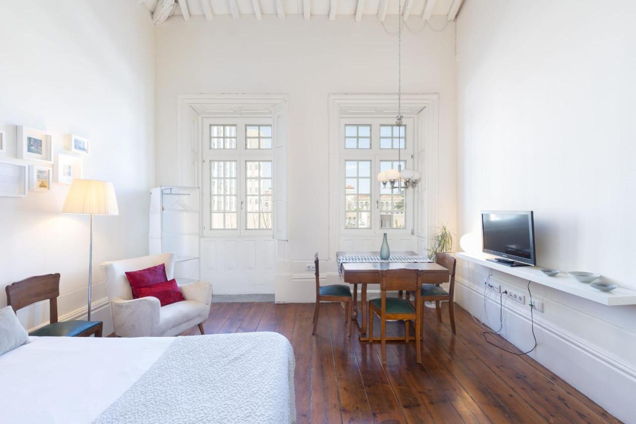 Guestready - Ayres Studio W Balcony Garden OOporto Extérieur photo