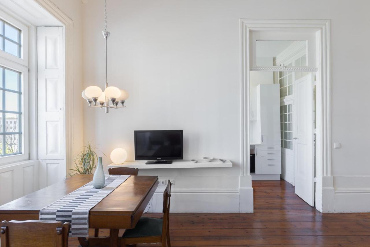 Guestready - Ayres Studio W Balcony Garden OOporto Extérieur photo