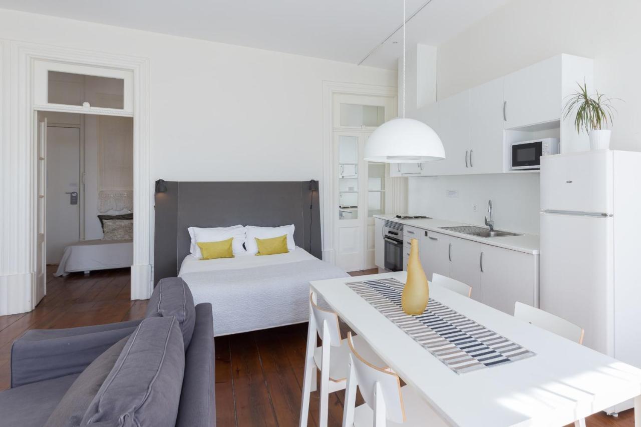 Guestready - Ayres Studio W Balcony Garden OOporto Extérieur photo