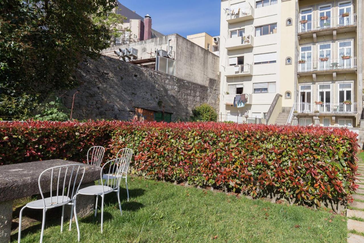 Guestready - Ayres Studio W Balcony Garden OOporto Extérieur photo