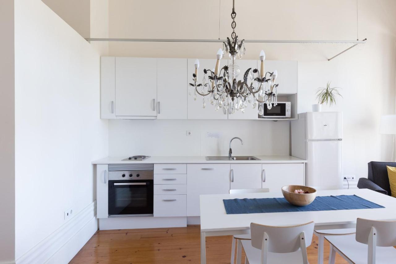 Guestready - Ayres Studio W Balcony Garden OOporto Extérieur photo