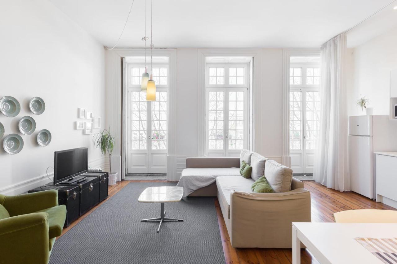 Guestready - Ayres Studio W Balcony Garden OOporto Extérieur photo