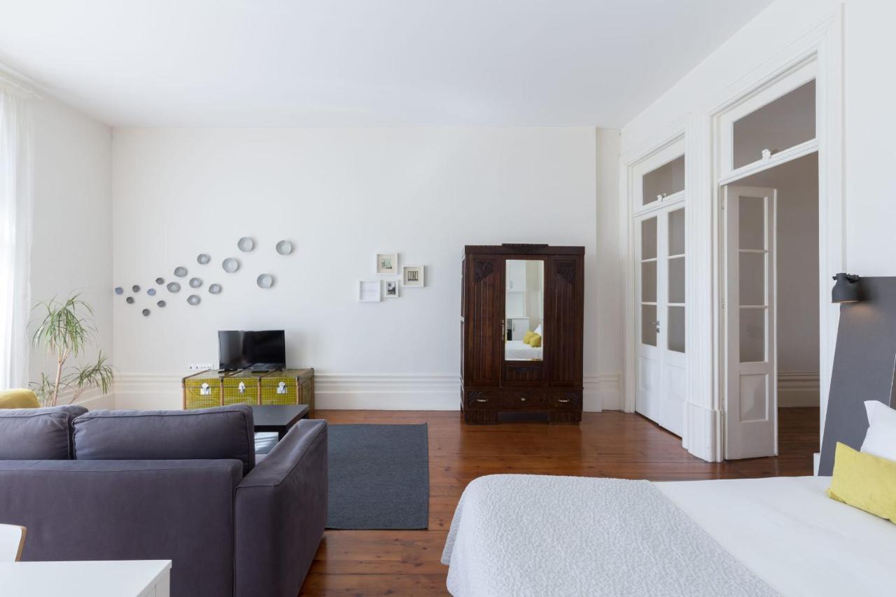 Guestready - Ayres Studio W Balcony Garden OOporto Extérieur photo