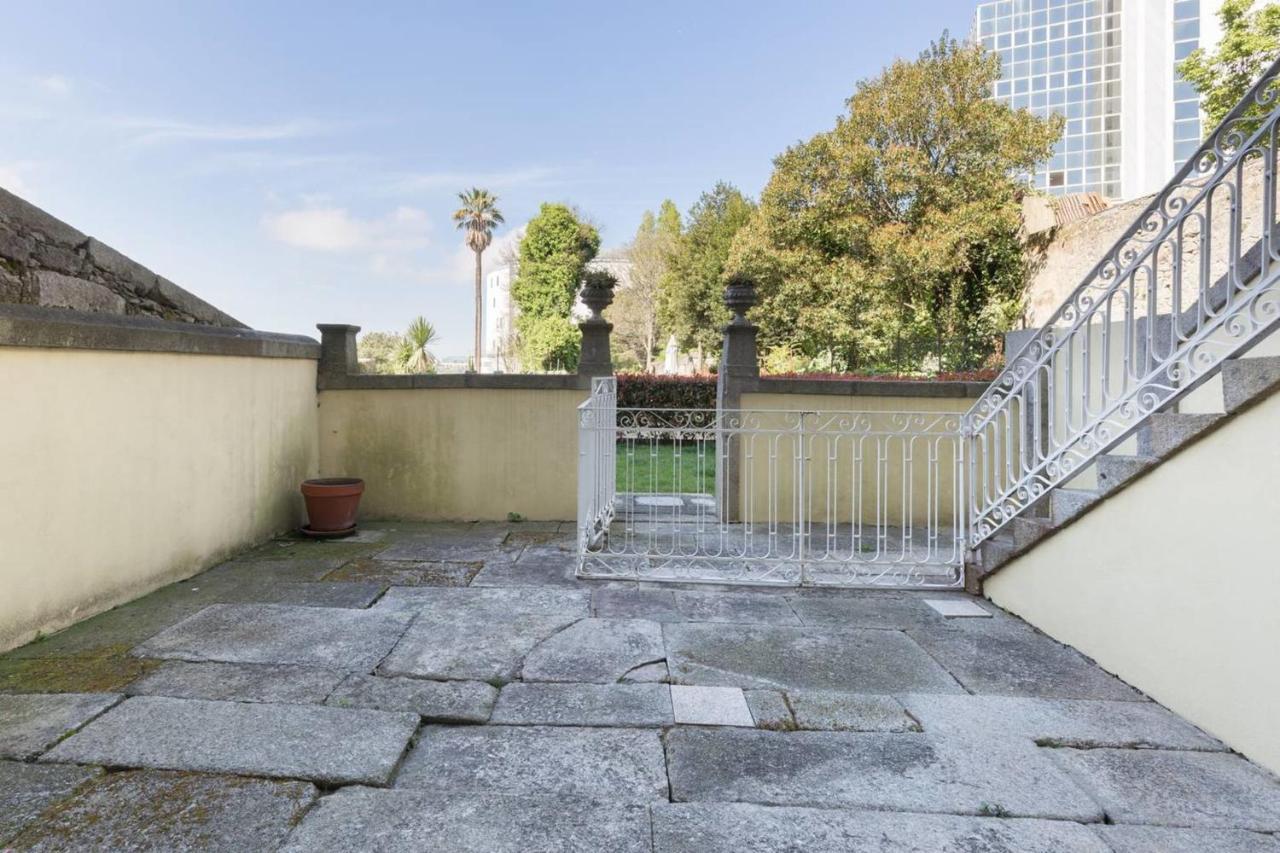 Guestready - Ayres Studio W Balcony Garden OOporto Extérieur photo